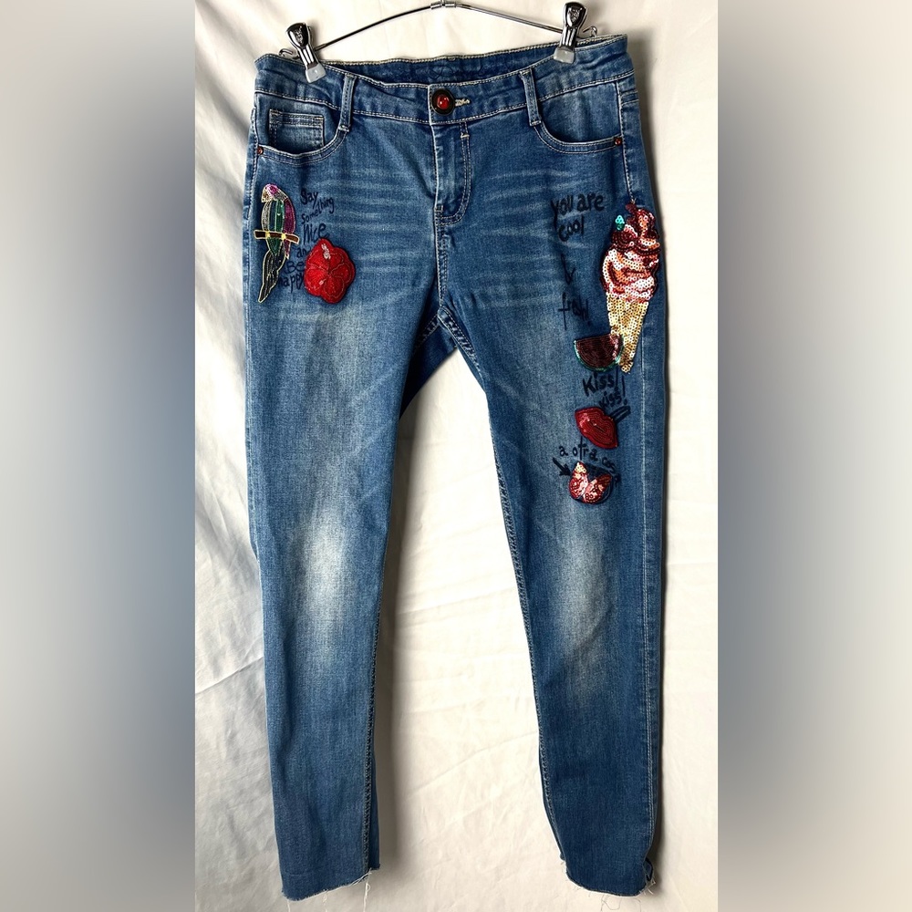 Desigual embellished cropped jeans with sequin appliqué
